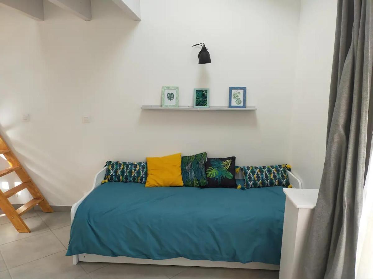 Logement Entier Dans Village Calme Guillerval Exteriör bild